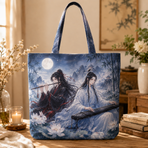 12_lotusecho Lotus Echo illustrated on a zippered tote bag